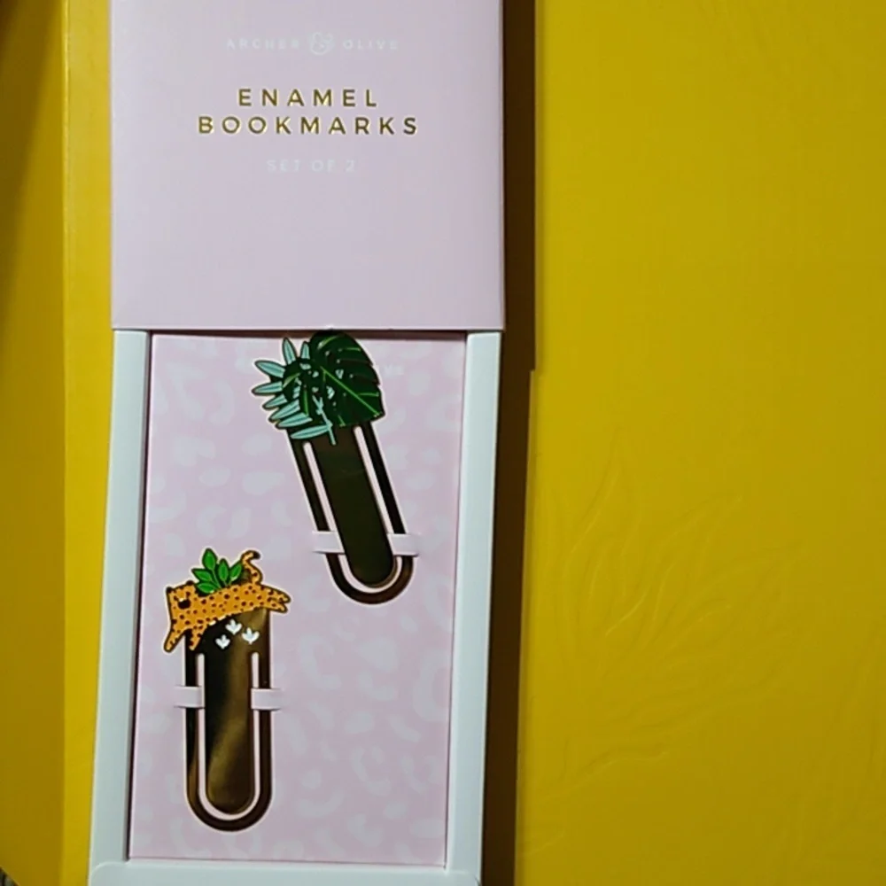 -Olive and Archer bundle - Picture 2 of 12